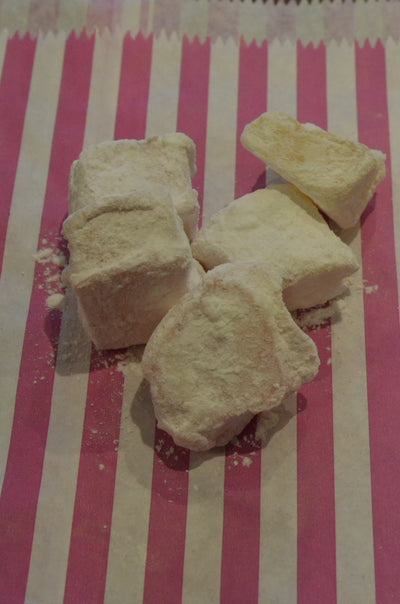 Turkish Delight (100g) - Rose and lemon flavoured turkish delight