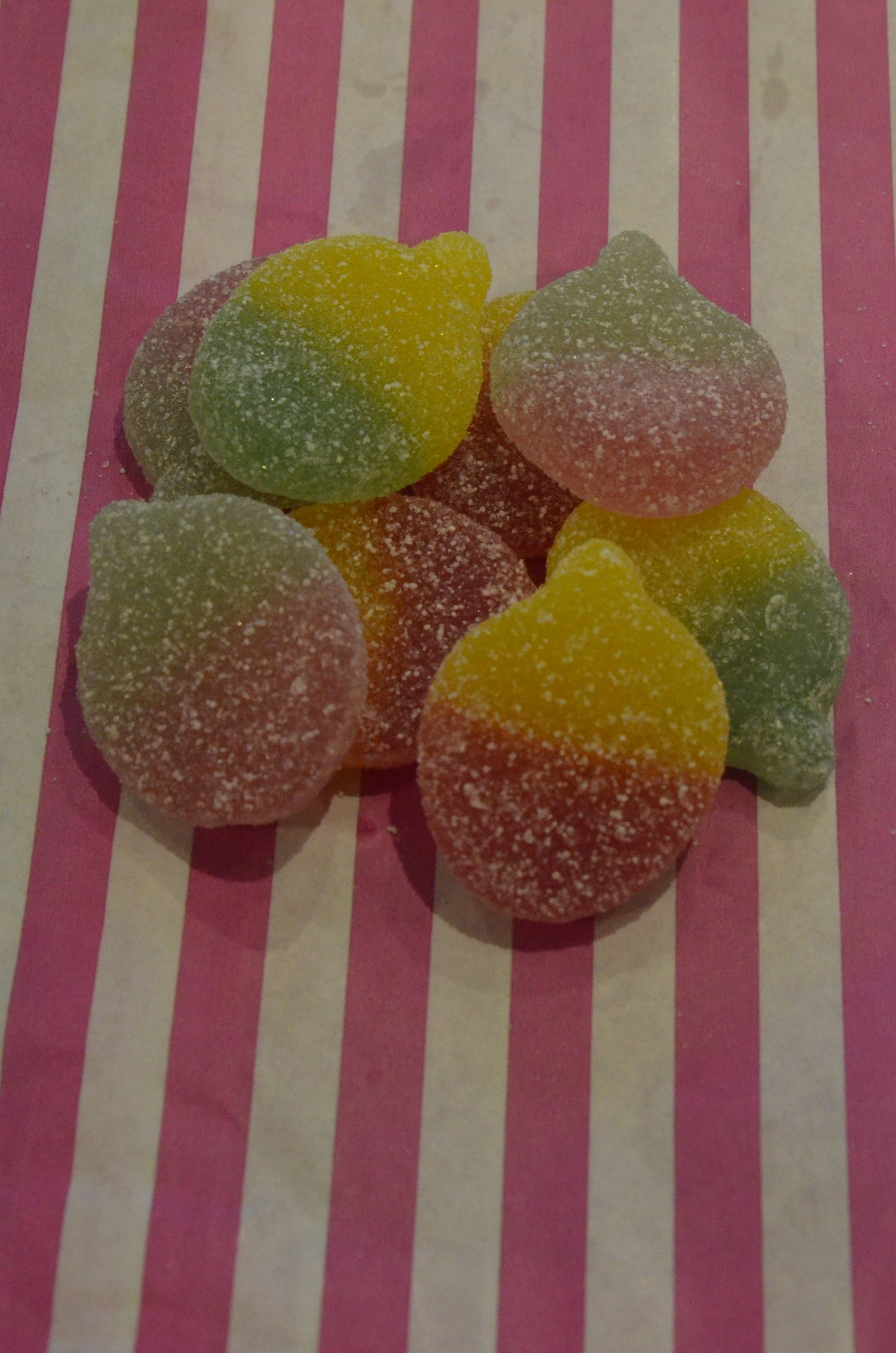 Sour Apples - Apple flavour jelly sweets with a fizzy sour coating